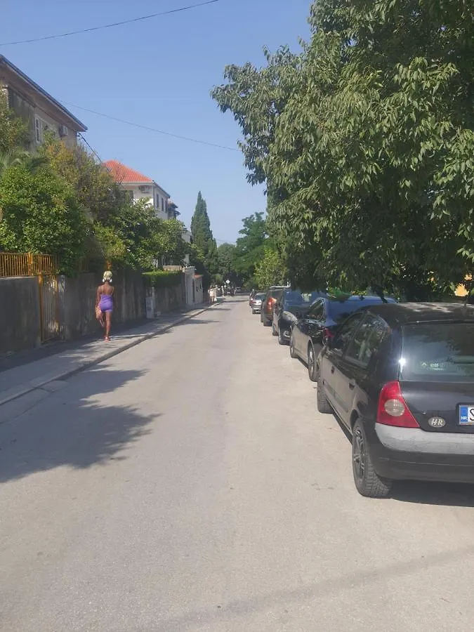 Apartment Izabela سبليت